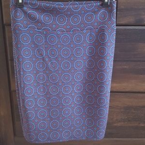 LuLaRoe Cassie auburn